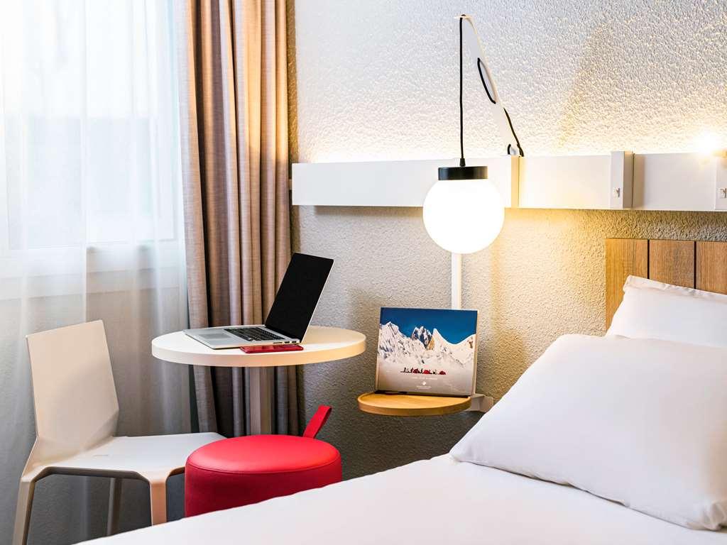 Готель Ibis Saint Rambert D'Albon Номер фото